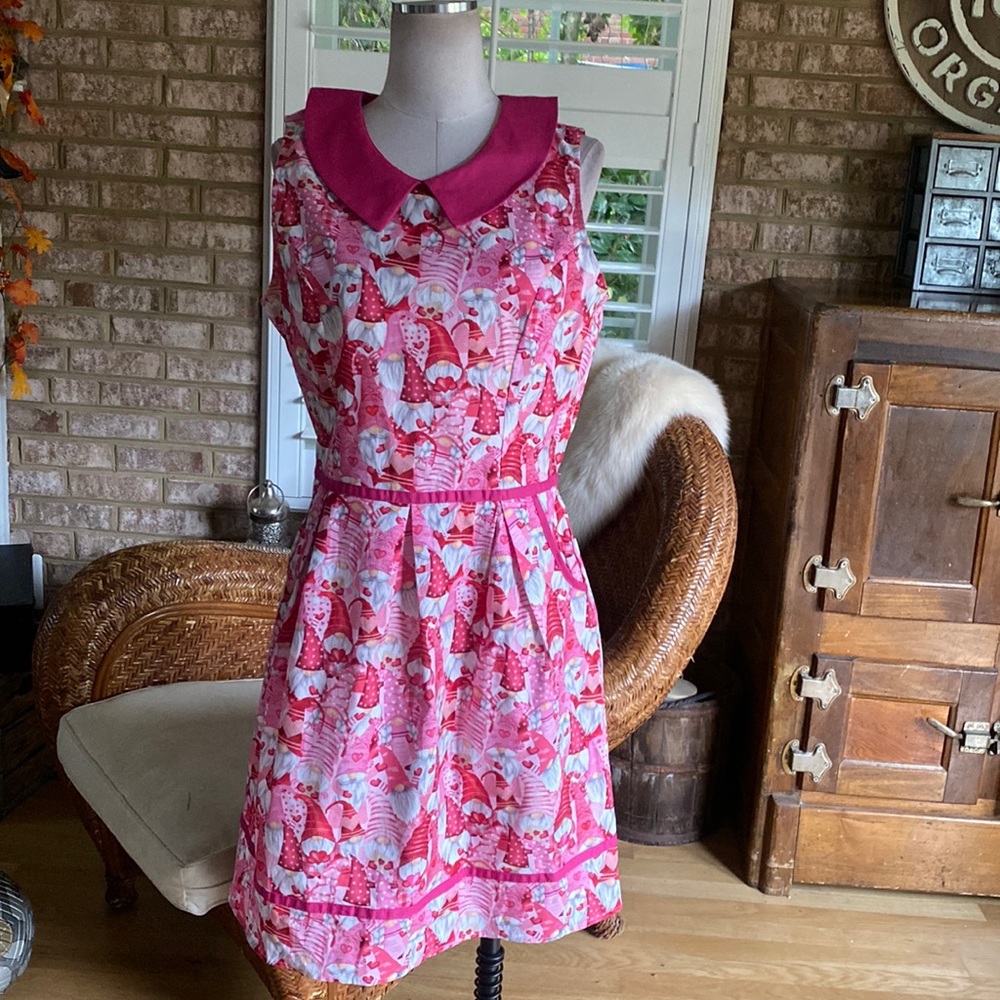 RETRO LICIOUS RETRO PIN UP ROCKABILLY GNOMES HEART SLEEVELESS DRESS XL NEW